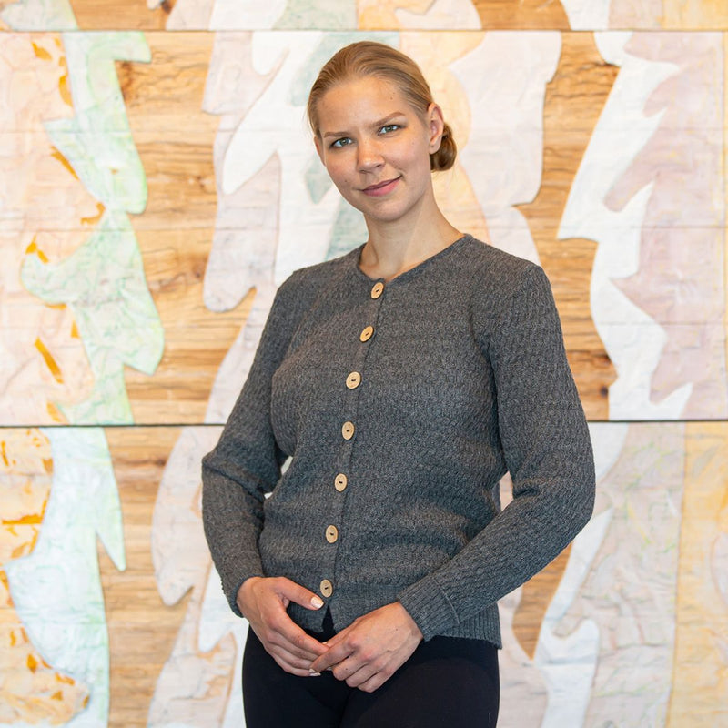 Pirita Design alpakkaneuletakki Kivi color grey