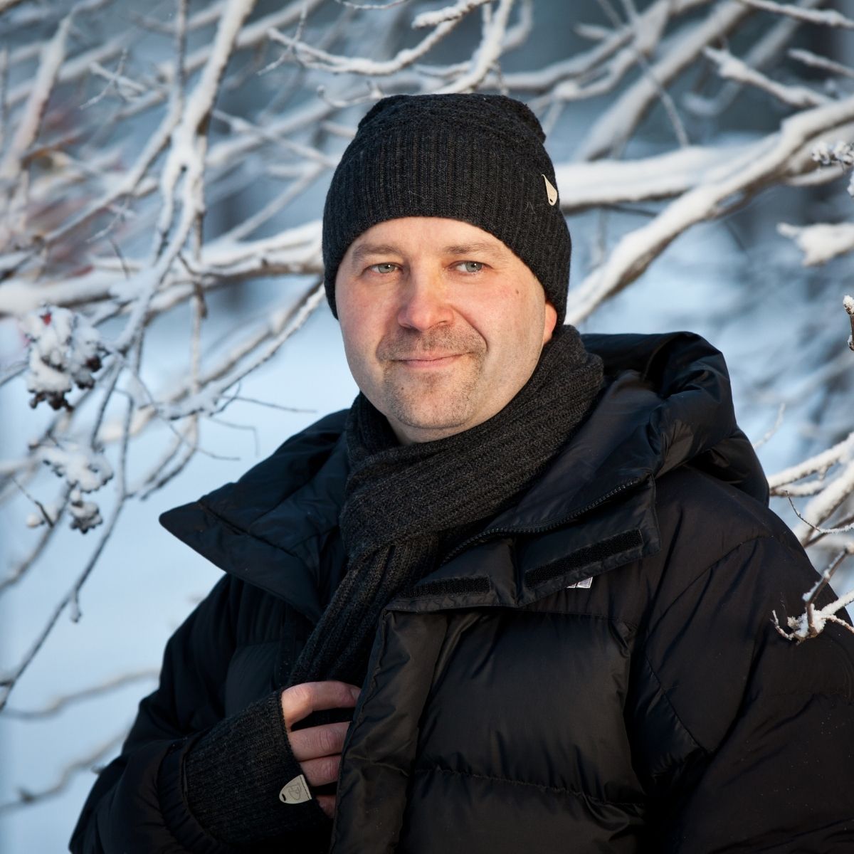 Pirita Design alpakkapipo Käpy color coal